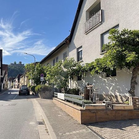 Modern Holiday Apartment In The Heart Of Klingenmünster Eksteriør billede