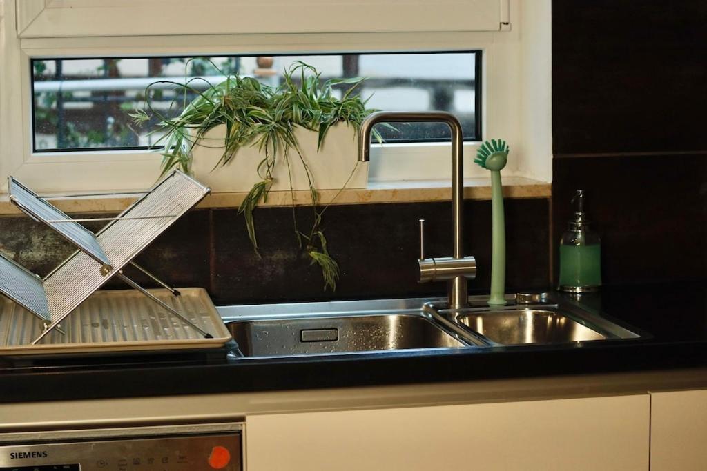 Modern Holiday Apartment In The Heart Of Klingenmünster Eksteriør billede